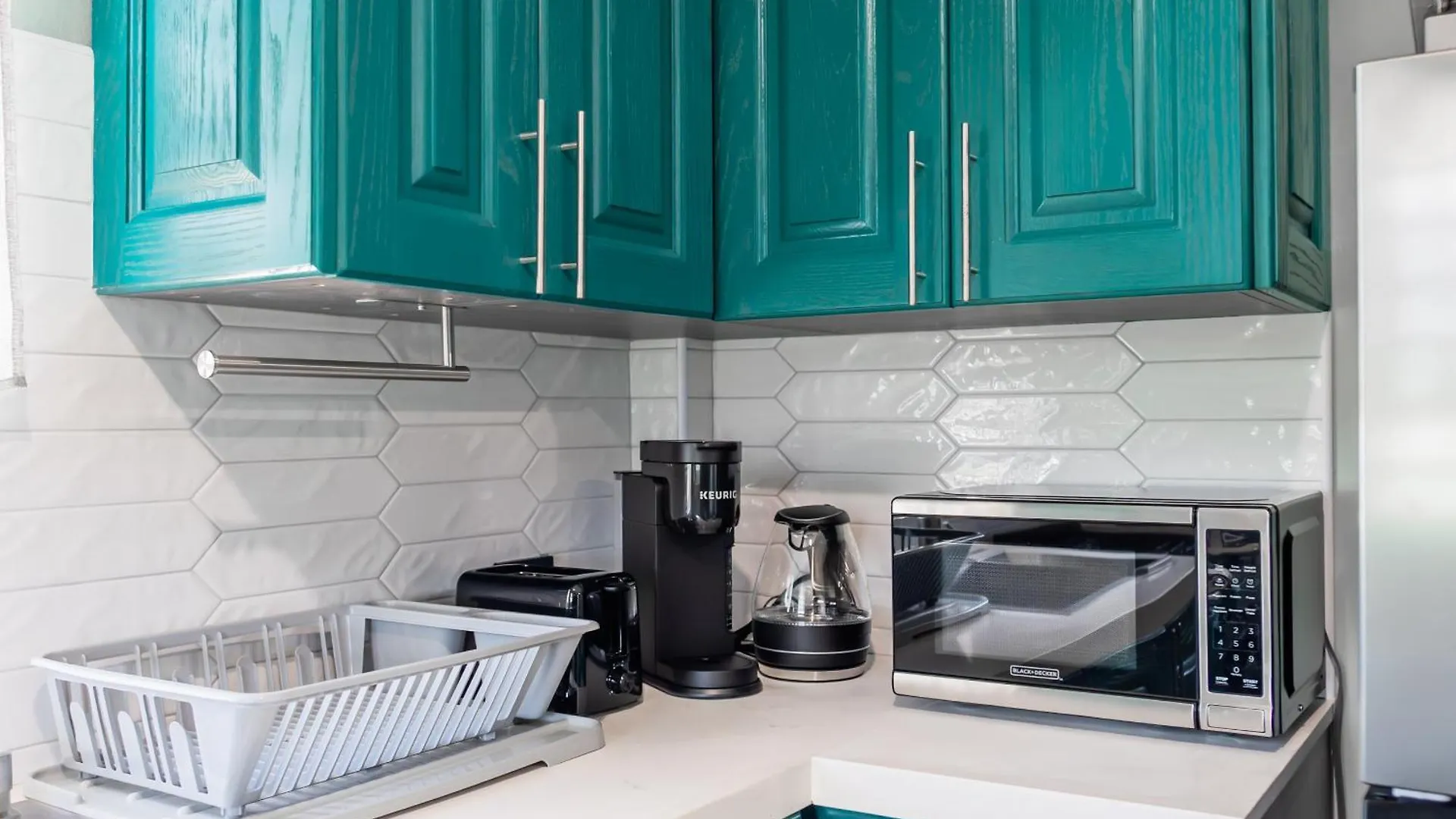 Leluxe Cedar Valley Suite B Woods